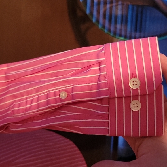 Express Button Down Blouse - Picture 4 of 7